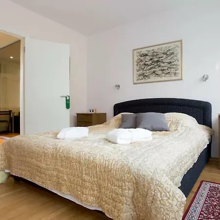 M49 Apartment *